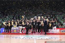 超高速慢镜头观看亚历山大优雅单打